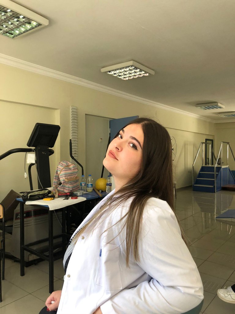 Betül Gökçe Altıkat 